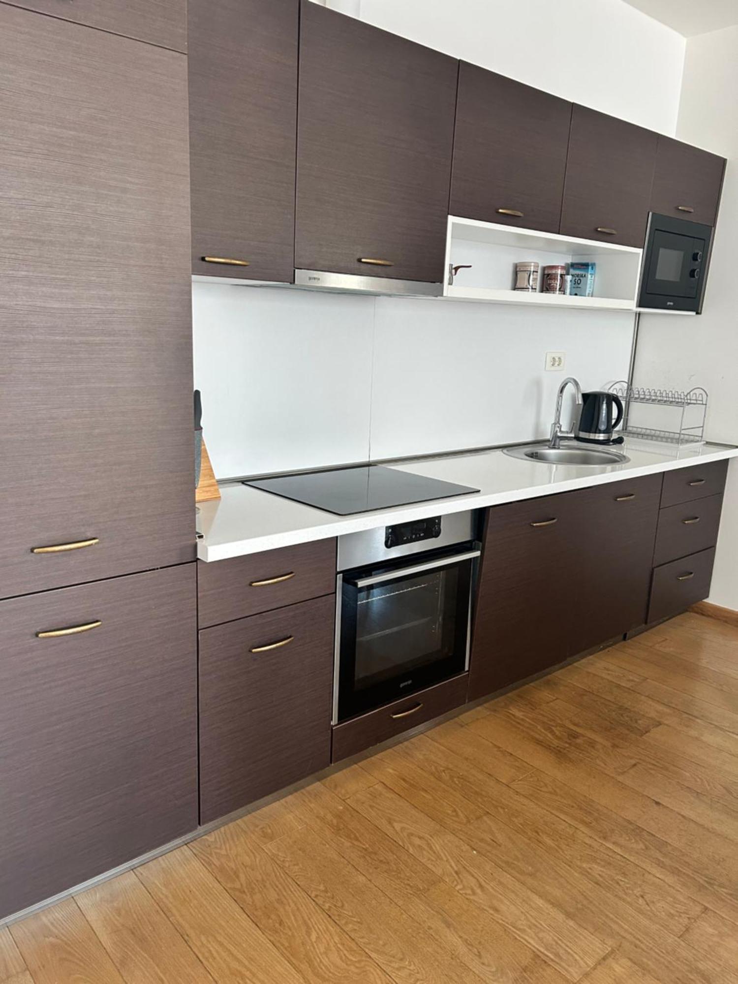 อพาร์ตเมนต์ ครุก Apartment บุดวา ภายนอก รูปภาพ