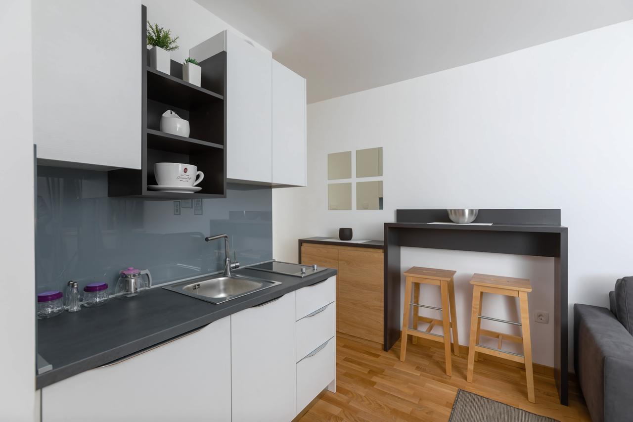 อพาร์ตเมนต์ ครุก Apartment บุดวา ภายนอก รูปภาพ